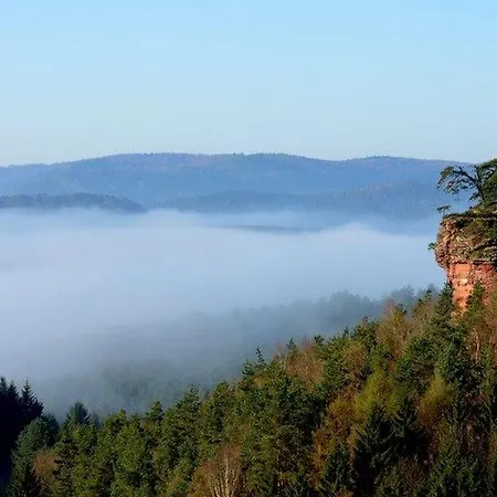 Wasgau Отель Хауэнштайн